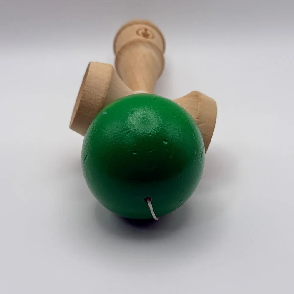 Kendama USA Tribute Wooden Skill Toy Green Ball 7 Inch Natural Wood Unisex